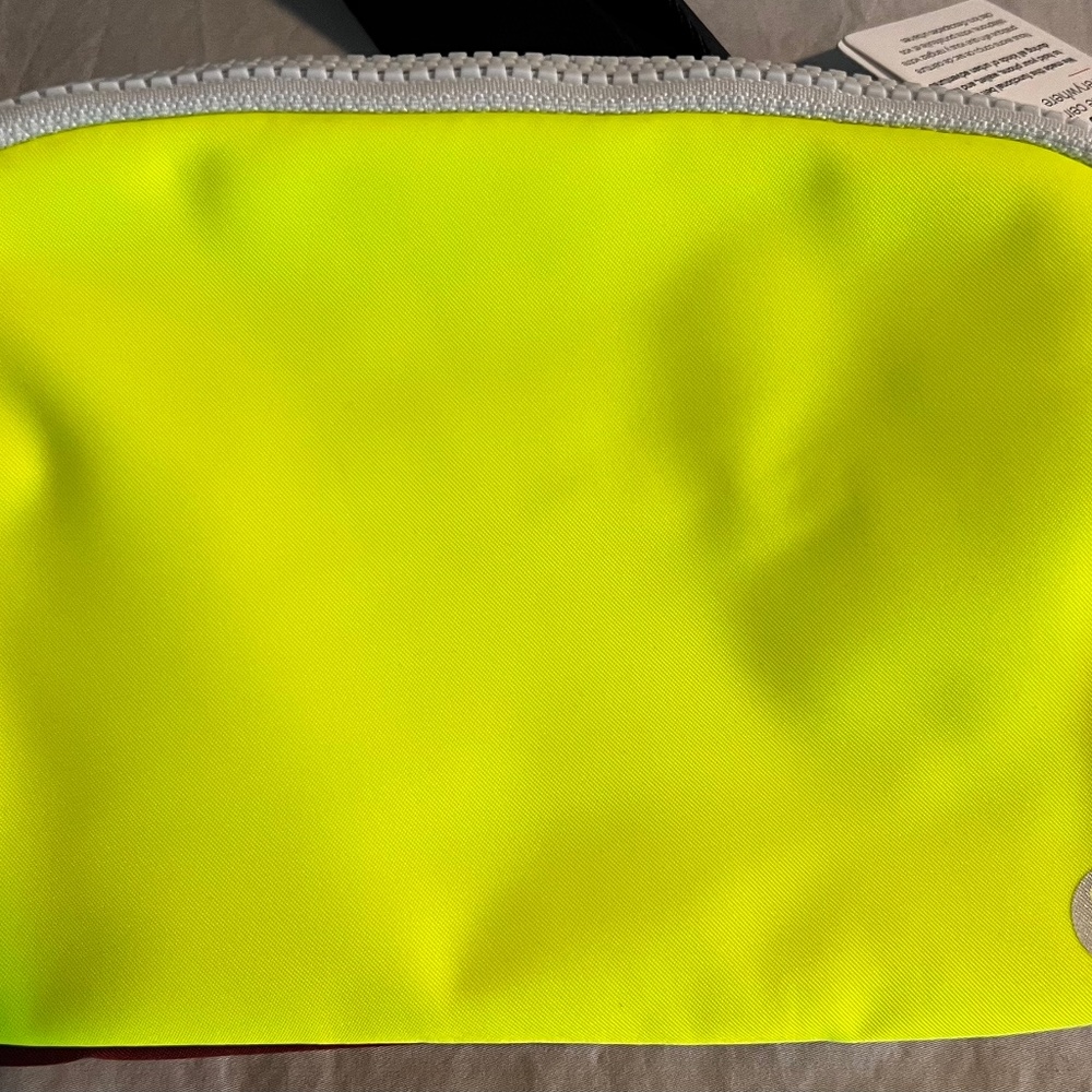 Lululemon Everywhere Belt Bag